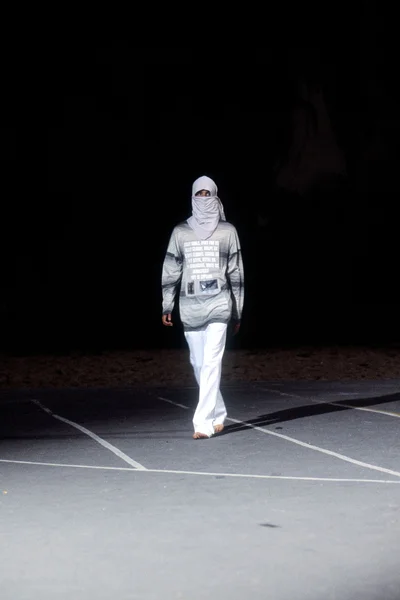 Look 37